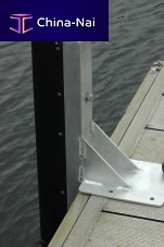 Marina fender for pontoon