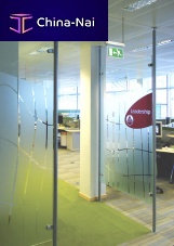 Fixed partition glazedfor offices