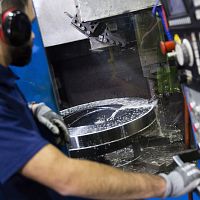 Metal machining for transportationcustomCNC