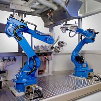 Articulated robot 6-axishandlingplasma surface treatment