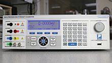 Multifunction calibrator 3000A seriestemperaturevoltagecurrent