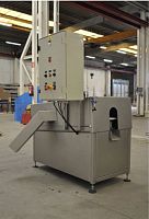 Fish gutting machine automatic