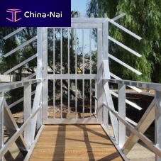 Dock gate