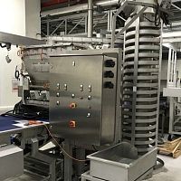Chocolate depositor automaticfor the baking industryfor the food industry