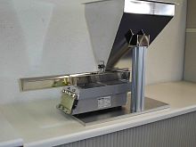 Bulk products dispenser compactsecure