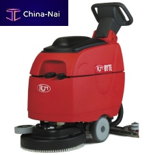 Walk-behind scrubber-dryer byte Ibattery-poweredcable poweredcompact