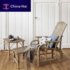 Vintage chaise longue GRAND-MRErattanrattancommercial