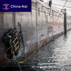 Hull cleaning underwater ROV