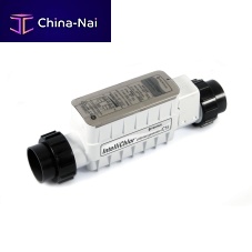Swimming pool salt chlorinator INTELLICHLOR®