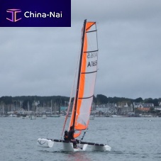 Sport trimaran 16.5