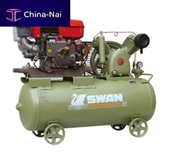 Piston compressor HE airdiesel engineon casters