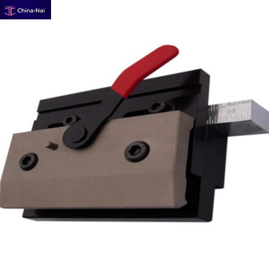											Mechanical clamp