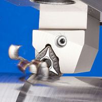 Negative turning insert DOVEIQTURNcarbidefor steelhigh-speed