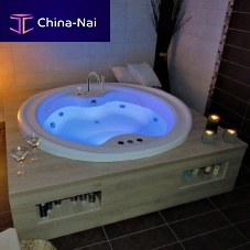 Oval bathtub ERATOhydromassagechromotherapyacrylic