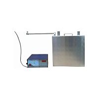 Immersible ultrasonic transducer for tank cleaning