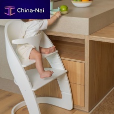 Extendable highchair Sapling beechlacquered woodwalnut