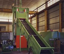 Vertical baling press PF-1150 seriestop-loadingfor textiles
