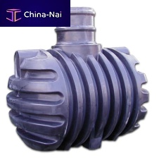 Polyethylene oil separator