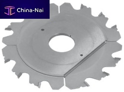 Interlocked side milling cutter solidslotfor wood