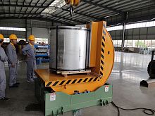 Electro-hydraulic tipping station reelmetalfor the food industry