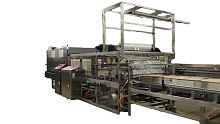 Automatic packaging machine Instawrapfilmfor long productsfor the food industry