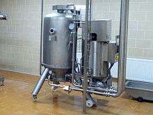 Automatic brine mixer