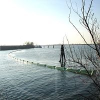 Protective barrier pivotingPVCpolyurethane