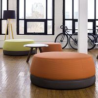 Contemporary ottoman QUIfabricleatherround