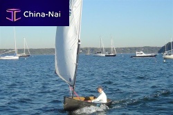 Traditional sailing dinghy Wing 9catboat