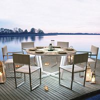 Contemporary table COLORADOwoodenroundgarden