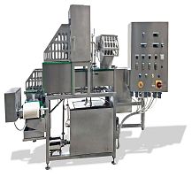 Automatic cheese molding machine