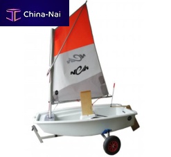 Single-handed sailing dinghy 5008CPTinstructionalOptimist