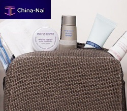 Aircraft amenity kit