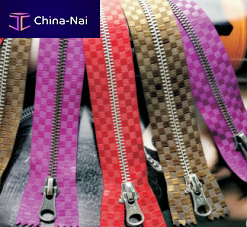 ������ ��� ������ � ���������� JINJIANG FOOK HING ZIPPER CO., LTD.