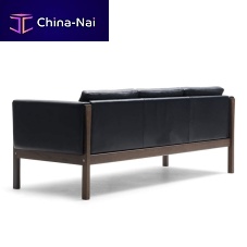 Contemporary sofa CH163leatherblackby Hans J. Wegner