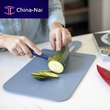 Thermoplastic cutting board SNAPsmoothedhome