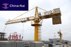 Pillar jib crane for construction equipment