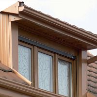 Aluminium roof gutter semicircular