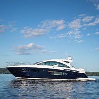 Cruising motor yacht 60 CANTIUShard-top2-cabinplaning hull
