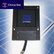 Standard photovoltaic solar cell calibrated reference