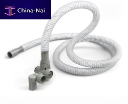 Closed breathing circuit heated