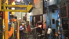 Pneumatic manipulator with gripping toolhandlingparts