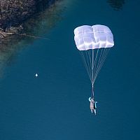 Performance parachute Yeti ULcrossrescuesingle place