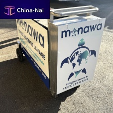 Ship mobile cleaning station for boats