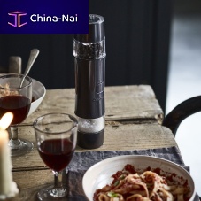 Salt and pepper shaker SG6BE