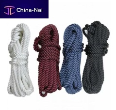 Mooring cordage HERsingle braidfor shipspolyester core