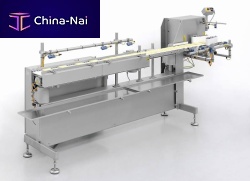Accumulation conveyor system SRF packaging machine