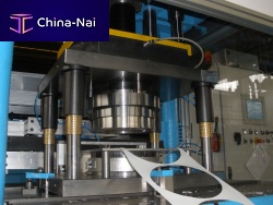 Compression molding machine automatic