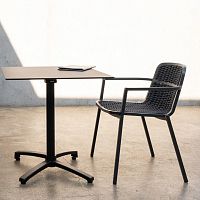 Contemporary table DAKOTAcast ironHPLmetal base