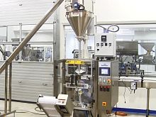 Vertical bagging machine Redeepac 520VFFSautomaticfor the food industry